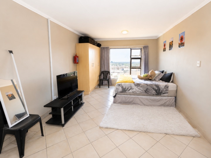 1 Bedroom Property for Sale in Vredenhof Sh Free State
